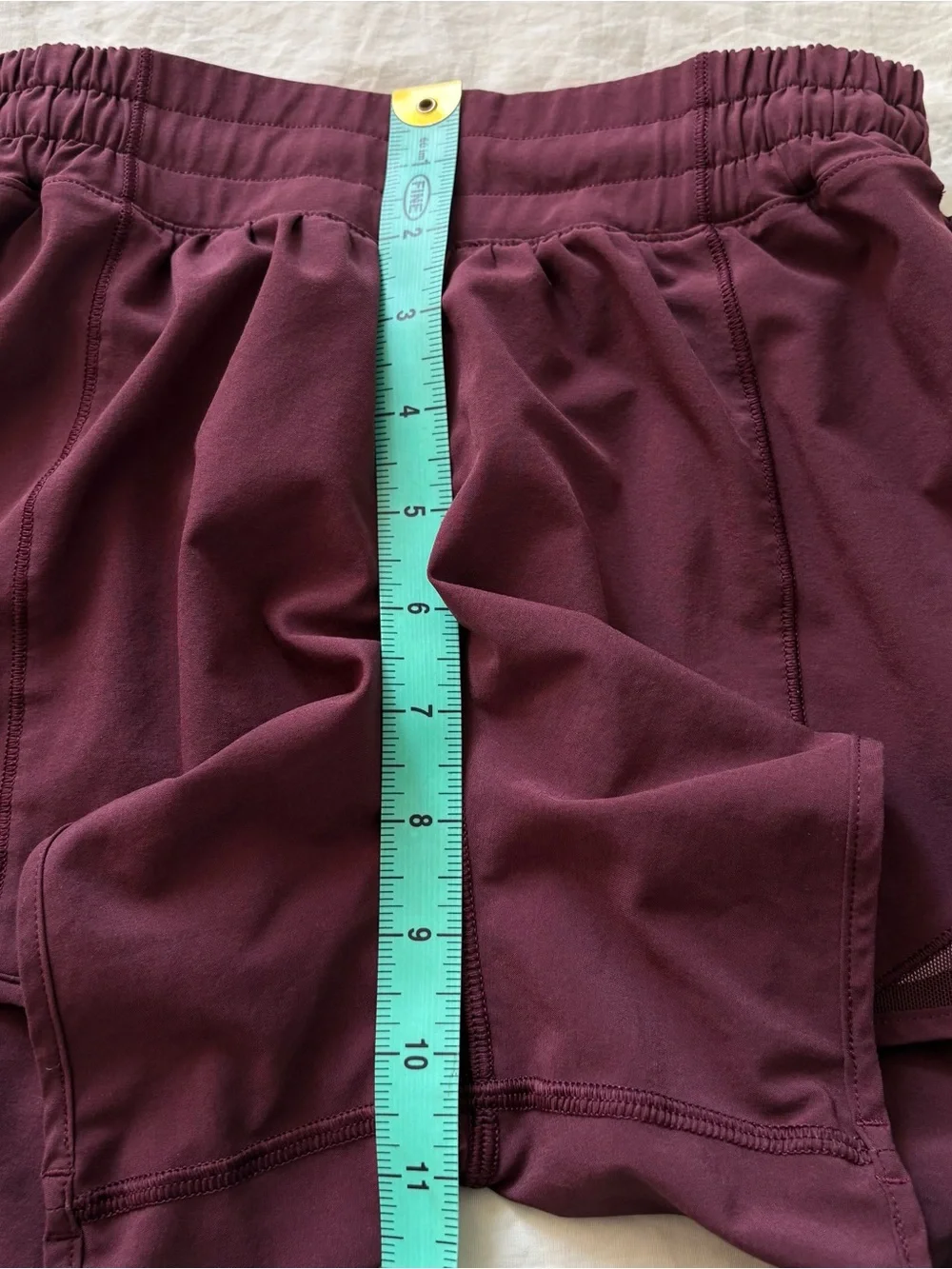 Lululemon Hotty Hot Size 4 Tall 4